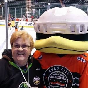 Meet your Posher, Sandy